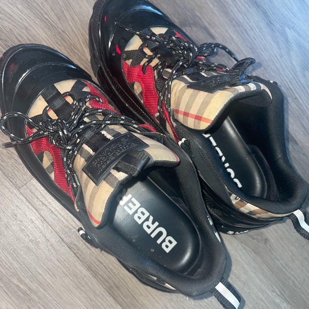Burberry Sneakers